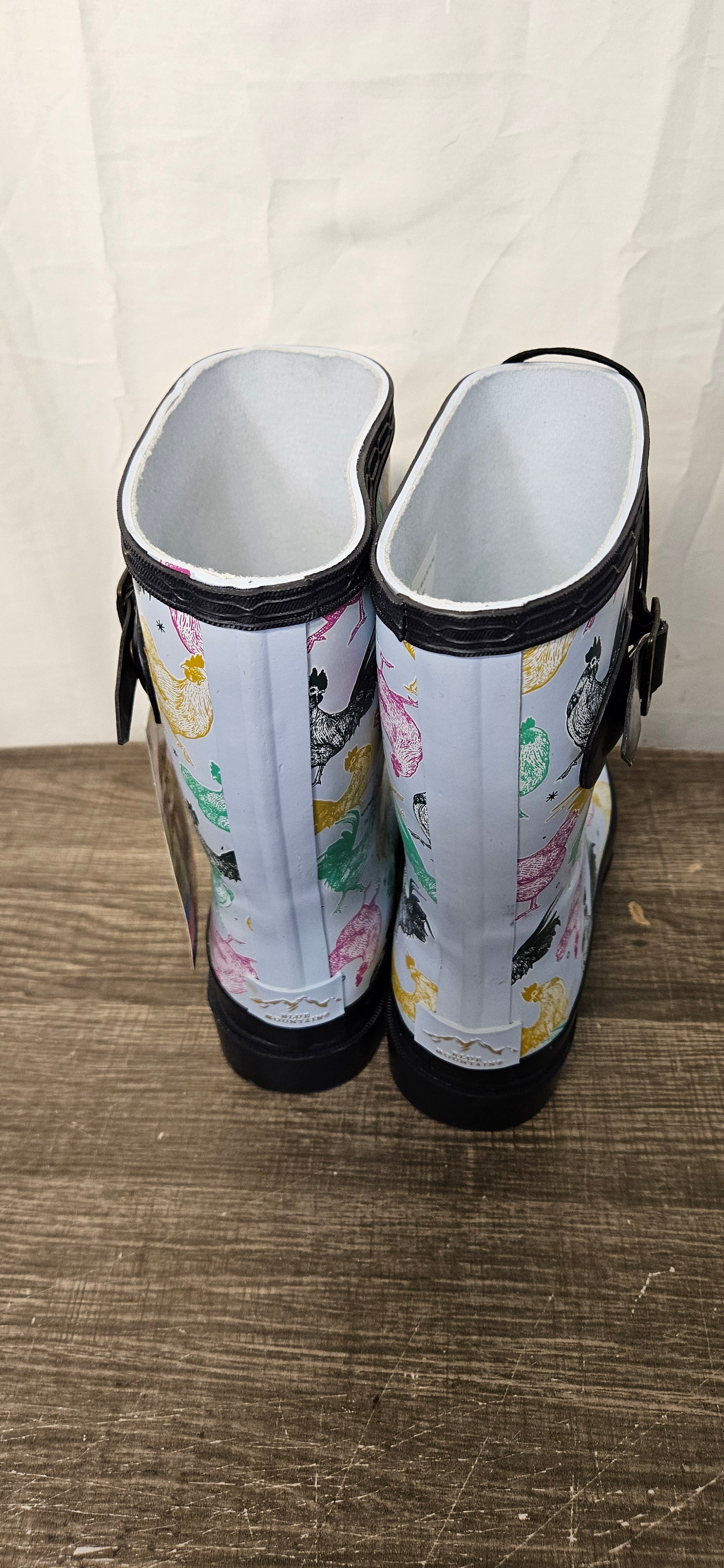Women's Blue Mountain Rainboots, Size 6 -- ITEM #2405