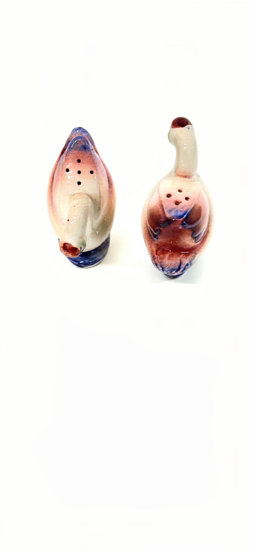 Vintage Japan Ceramic Swan  Salt & Pepper Shakers -- ITEM #2301