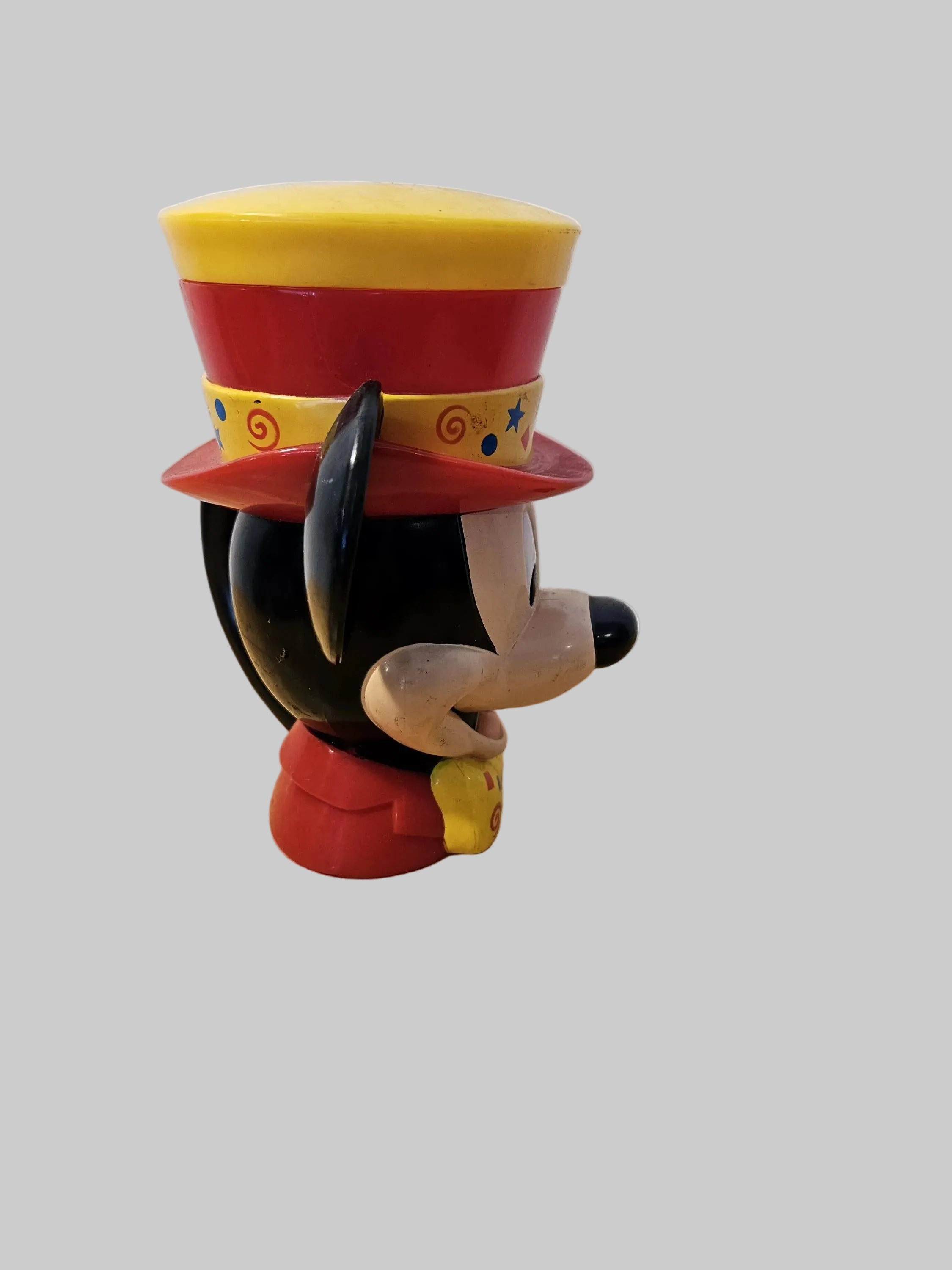 Vintage Mickey Mouse Disney on Ice Plastic Mug with lid.   ITEM #1929