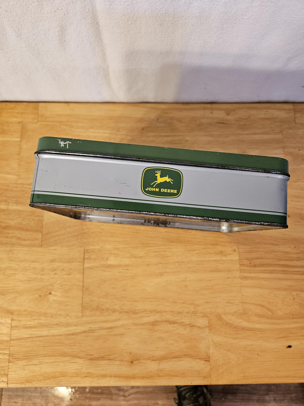 John Deere Collectible Tin Officially Licensed Product   ITEM #1943