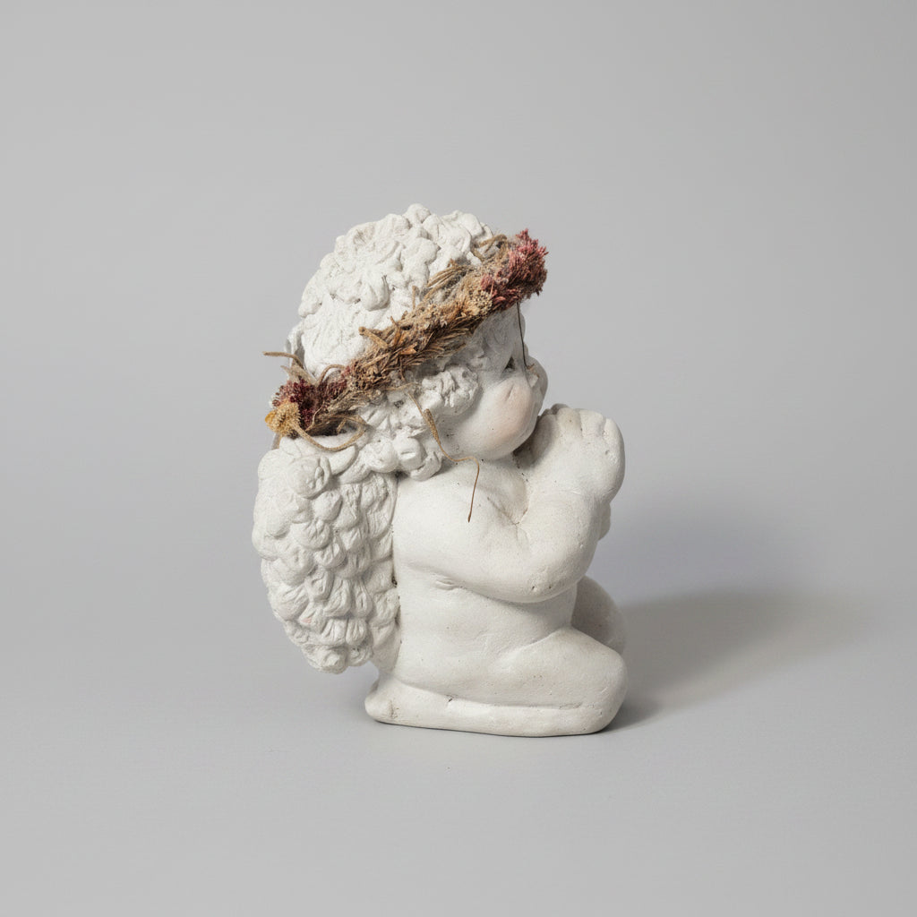 Dreamsicle Figurine Cherub Praying Baby.   ITEM #1936
