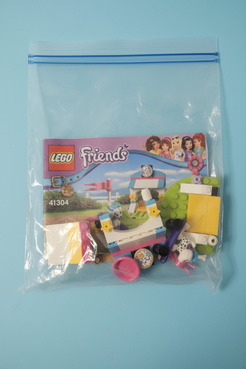 Lego Friends #41304 Puppy Treats and Tricks. ITEM #1888