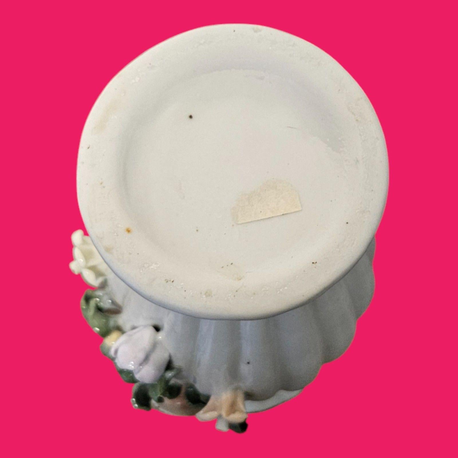 Sophia-Ann Floral Vase White with Pink 3D Flowers --ITEM #3537