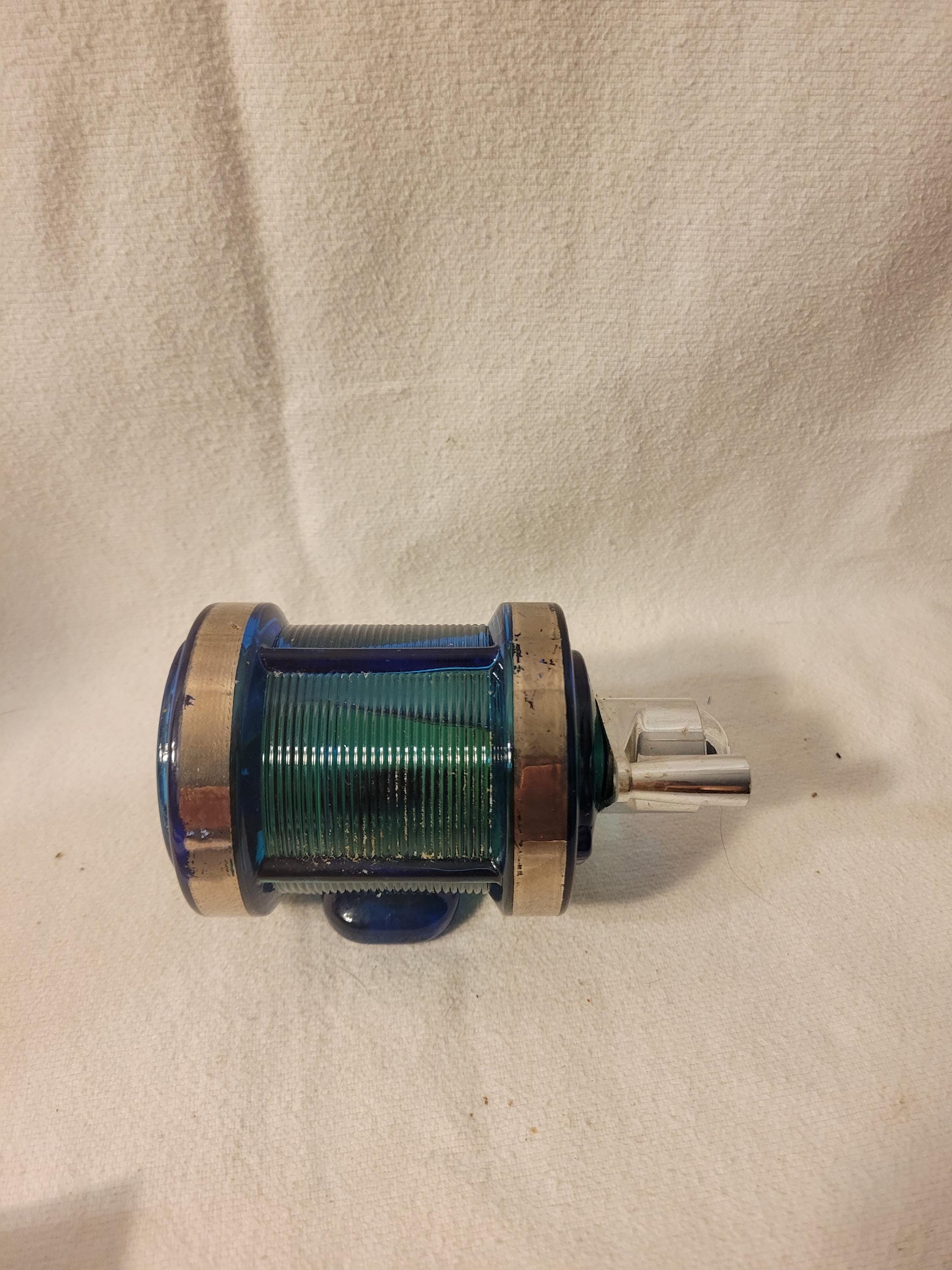 Vintage Avon The Angler Windjammer Aftershave -- ITEM #1595