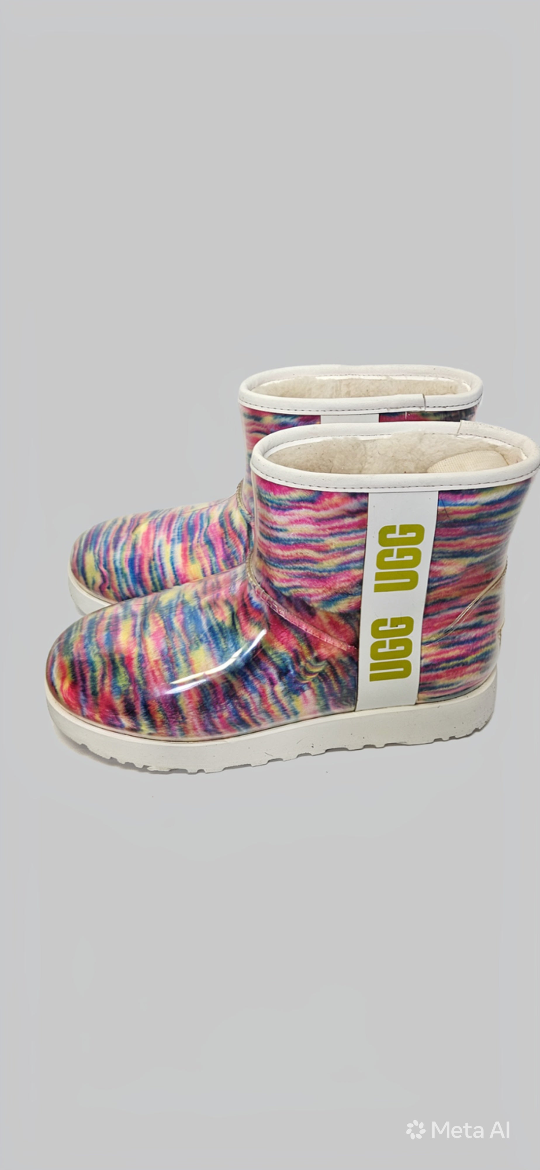 UGG Classic Clear Mini Pixelate Boots Girl’s Size 8 | Translucent Waterproof | Multicolor Dye | Bold UGG Graphic   ITEM #2398